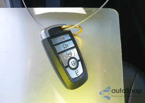 2018 Ford Fusion Hybrid Se z USA, uszkodzony, nr VIN 3FA6P0LU7JR172134